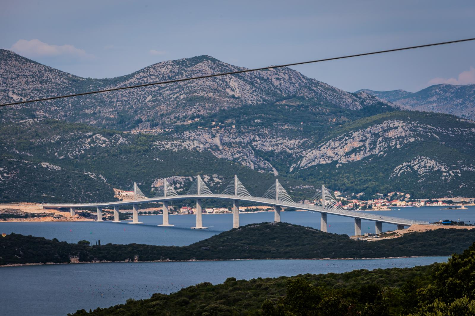 01.08.2023., Peljesac -  Pogled na Peljeski Most sa Peljeske Strane. Photo: Zvonimir Barisin/PIXSELL
