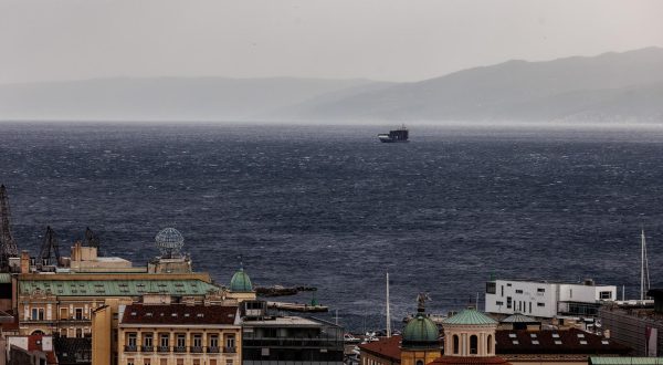 16.5.2023.., Rijeka - Olujna bura na rijeckom podrucju.  Photo: Nel Pavletic/PIXSELL