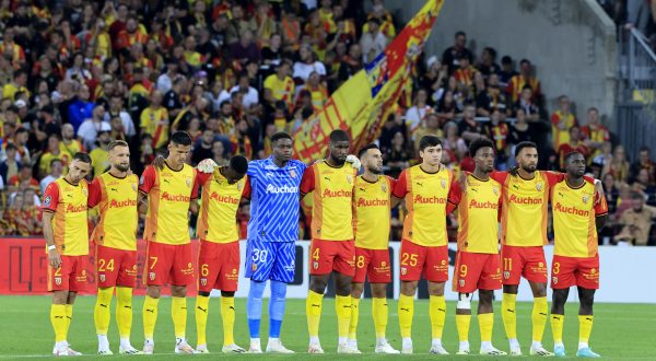 Soccer Football - Ligue 1 - RC Lens v Metz - Stade Bollaert-Delelis, Lens, France - September 16, 2023 RC Lens players line up during the national anthems before the match REUTERS/Pascal Rossignol Photo: PASCAL ROSSIGNOL/REUTERS