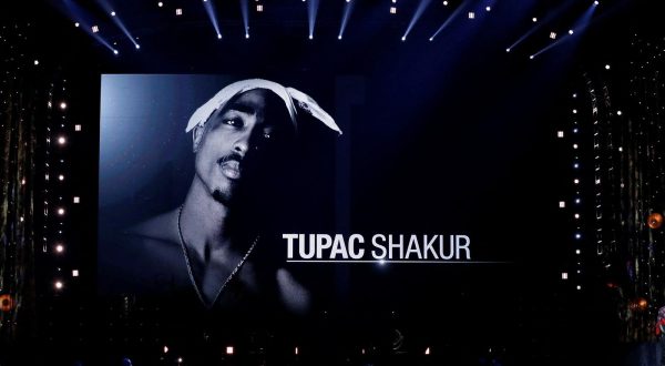 FILE PHOTO: 32nd Annual Rock & Roll Hall of Fame Induction Ceremony - Show – New York City, U.S., 07/04/2017 – Tupac Shakur. REUTERS/Lucas Jackson/File Photo Photo: LUCAS JACKSON/REUTERS