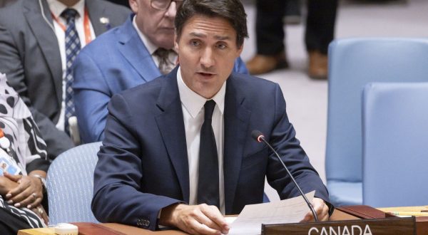 epa10873206 Canada's Prime Minister Justin Trudeau addresses an United Nations Security Council meeting about the war between Ukraine and Russia on the sidelines of the 78th session of the United Nations General Assembly at United Nations Headquarters in New York, New York, USA, 20 September 2023.  EPA/JUSTIN LANE