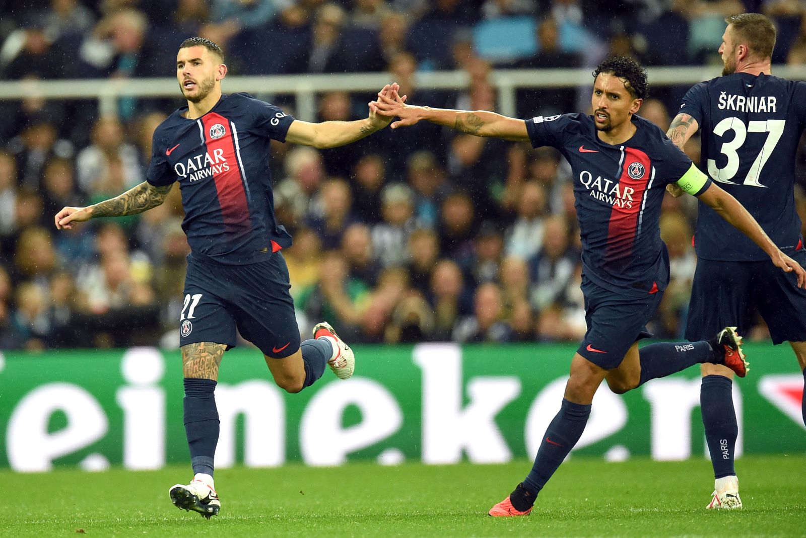 epaselect epa10900533 Lucas Hernandez (L) of PSG celebrates with teammate Marquinhos after scoring during the UEFA Champions League Group F match between Newcastle United and Paris Saint-Germain in Newcastle, Britain, 04 October 2023.  EPA/PETER POWELL