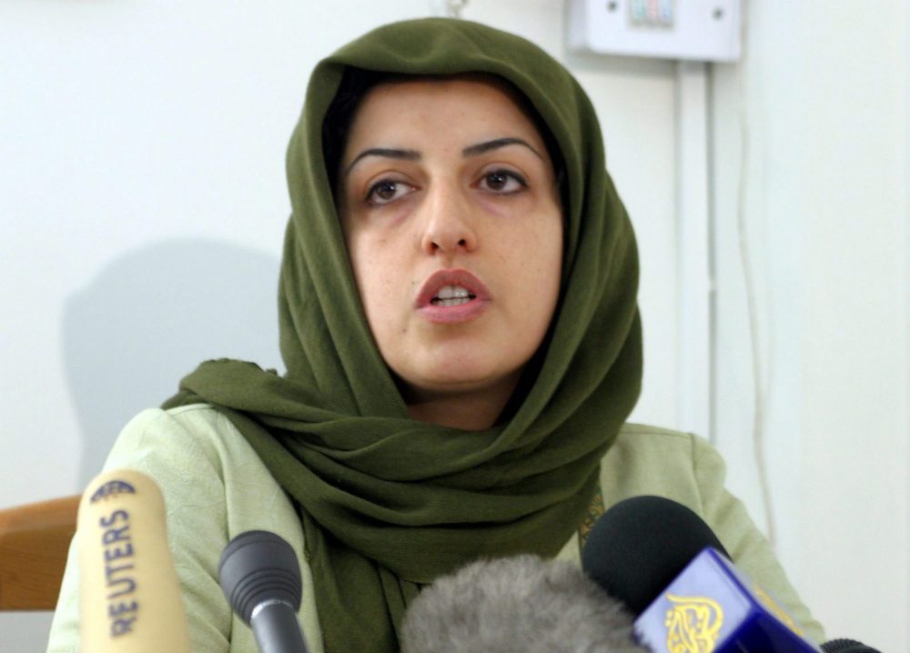 epa10903214 (FILE) - Iranian activist Narges Mohammadi speaks during the first-ever conference on human rights violations at the Human Rights Centre in Teheran, Iran, 17 January 2005 (reissued 06 October 2023). Mohammadi was awarded the Nobel Peace Prize on 06 October 2023 'for her fight against women's oppression in Iran and her fight to promote human rights and freedom for all,' the Norwegian Nobel Committee’s chairwoman said during the award ceremony in Oslo.  EPA/ABEDIN TAHERKENAREH