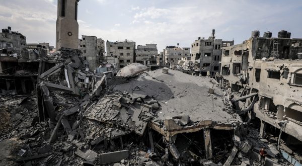 epaselect epa10909450 A general view shows the rubble of a destroyed mosque after Israeli air strikes in Gaza City, 09 October 2023. The Israeli army announced on 09 October, it carried out over 500 strikes on targets across the Gaza Strip overnight. Palestinian officials said almost 500 people were killed and over 2,700 were injured after Israel launched retaliatory raids and air strikes. An unprecedented attack on southern Israel on 07 October claimed by the Islamist movement Hamas killed more than 700 Israelis and left over 2,150 injured, the Israeli army said.  EPA/MOHAMMED SABER