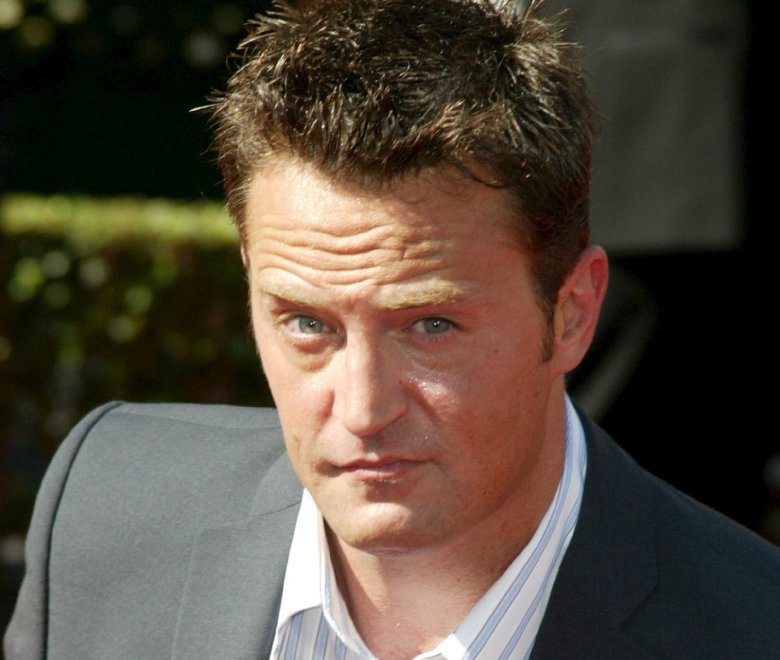 epa10946707 (FILE) Actor Matthew Perry arrives at the 13th Annual ESPY Awards at the Kodak Theatre in Hollywood, Los Angeles, California, USA, 13 July 2005 (reissued 29 October 2023). US actor Matthew Perry, known for his role in a tv series 'Friends', has died at his home in Los Angeles on 28 October 2023, at the age of 54, according to Los Angeles Police.  EPA/EMILIO FLORES *** Local Caption *** 00480767