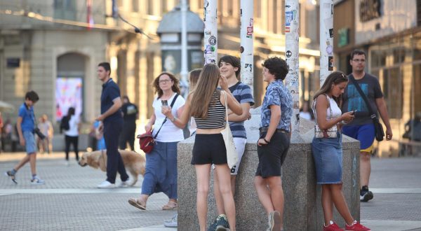 21.08.2023. Zagreb - Svakodnevica u centru grada tijekom ljetnog poslijepodneva Photo: Lovro Domitrovic/PIXSELL