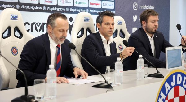 24.10.2023. Split - Mislav Karoglan predstavljen je kao novi trener Hajduka  Photo: Ivana Ivanovic/PIXSELL