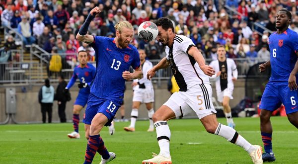 Oct 14, 2023; East Hartford, Connecticut, USA; Germany defender Mats Hummels (5) heads the ball against United States defender Tim Ream (13) during the first half at Pratt & Whitney Stadium. Mandatory Credit: Eric Canha-USA TODAY Sports Photo: Eric Canha/REUTERS