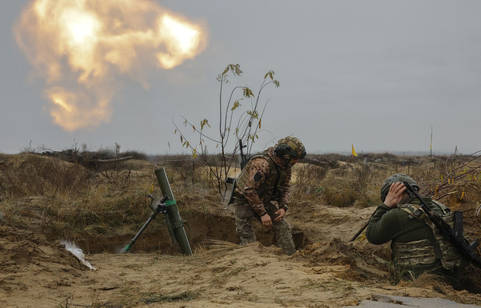 epa10964523 Ukrainian servicemen from the assault brigade 'Bureviy' (Hurricane), a unit of the Ukrainian National Guard, fire 82mm mortar during their military training ahead of their deployment to the frontline, at a shooting range north of Kyiv, Ukraine, 08 November 2023, amid the Russian invasion. The 'Bureviy' is one of nine assault brigades, part of Ukraine's 'Offensive Guard'. The Ministry of Internal Affairs of Ukraine announced in February 2023 the formation of assault brigades, which can be joined by volunteers, aimed at strengthening Ukraine's defense and 'liberating the occupied territories' from Russian forces. Russian troops entered Ukrainian territory in February 2022, starting a conflict that has provoked destruction and a humanitarian crisis.  EPA/SERGEY DOLZHENKO