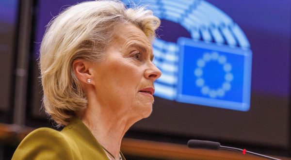 epa10964630 EU Commission President Ursula von der Leyen addresses the EU Parliament mini plenary session on conclusions of EUCO and the humanitarian crisis in Gaza and the need for a humanitarian pause in Brussels, Belgium, 08 November 2023.  EPA/OLIVIER MATTHYS
