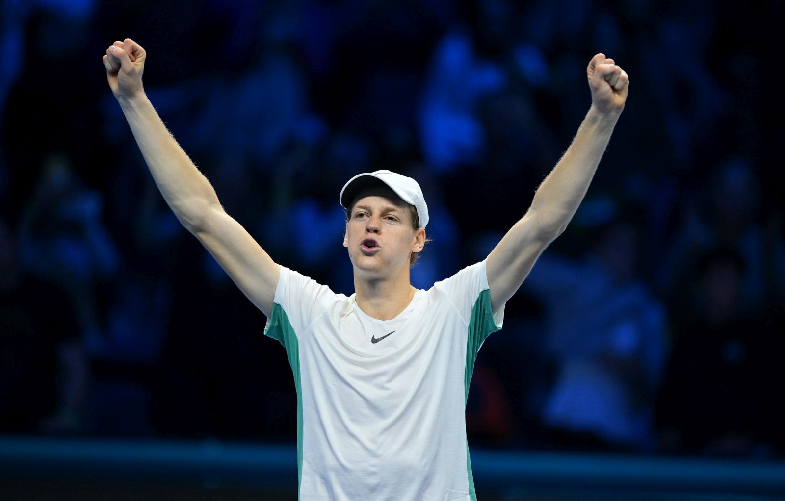 epa10975520 Jannik Sinner of Italy celebrates after the match against Novak Djokovic of Serbia at the Nitto ATP Finals tennis tournament in Turin, Italy, 14 November 2023.  EPA/ALESSANDRO DI MARCO
