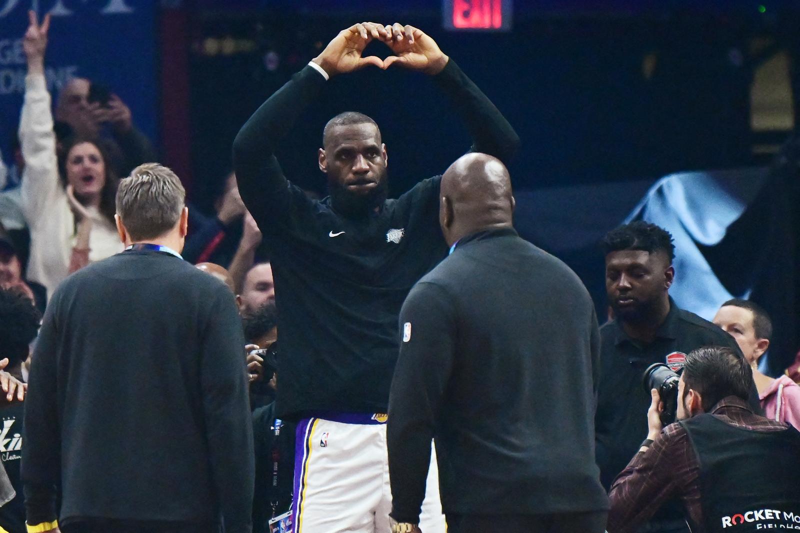 Nov 25, 2023; Cleveland, Ohio, USA; Los Angeles Lakers forward LeBron James (23) acknowledges the crowd during the first half of the game between the Cleveland Cavaliers and the Lakers at Rocket Mortgage FieldHouse. Mandatory Credit: Ken Blaze-USA TODAY Sports Photo: Ken Blaze/REUTERS