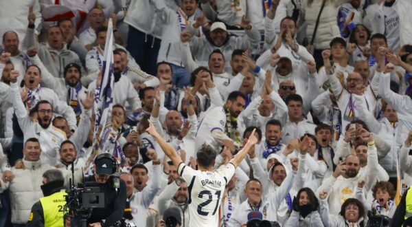epa11035146 Real Madrid's Brahim Diaz celebrates after scoring the 3-1 goal during the Spanish LaLiga soccer match between Real Madrid and Villarreal CF, in Madrid, Spain, 17 December 2023.  EPA/Daniel Gonzalez