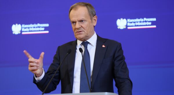 epa11045648 Polish Prime Minister Donald Tusk gestures as he speaks during a press conference after a meeting of his cabinet at the prime minister's office in Warsaw, Poland, 27 December 2023. The government will prepare a new budget-related bill 'after the president's veto', Donald Tusk announced at a press conference. Polish President Andrzej Duda vetoed the government's budget-related bill on 23 December, saying the veto was caused by 'a blatant violation of the Constitution and the principles of a democratic rule of law,' in reference to the government's sweeping management changes at state-owned media companies.  EPA/LESZEK SZYMANSKI POLAND OUT