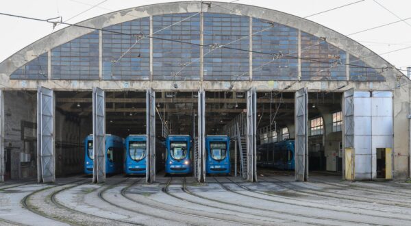 01.12.2023.,Zagreb - U garazu ZET-a na Ljubljanici stigao je prvi tramvaj od nekoliko kupljenih ,koji su  prethodno vozili po njemackom gradu Augsburgu.
 Photo: Jurica Galoic/PIXSELL