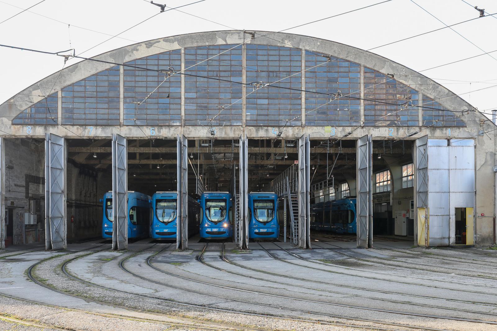 01.12.2023.,Zagreb - U garazu ZET-a na Ljubljanici stigao je prvi tramvaj od nekoliko kupljenih ,koji su  prethodno vozili po njemackom gradu Augsburgu.
 Photo: Jurica Galoic/PIXSELL