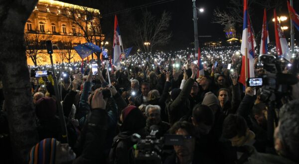 24, December, 2023, Belgrade - The seventh protest organized by the "Serbia against violence" coalition was held in front of the seat of the Republican Election Commission due to the "stealing of the citizens' electoral will". . Photo: A. H./ATAImages.

24, decembar, 2023, Beograd - Ispred sedista Republicke izborne komisije odrzan je sedmi protest koji je organizovala koalicija "Srbija protiv nasilja" zbog "kradje izborne volje gradjana". . Photo: A. H./ATAImages. Photo: Milos Tesic/ATAImages/PIXSELL