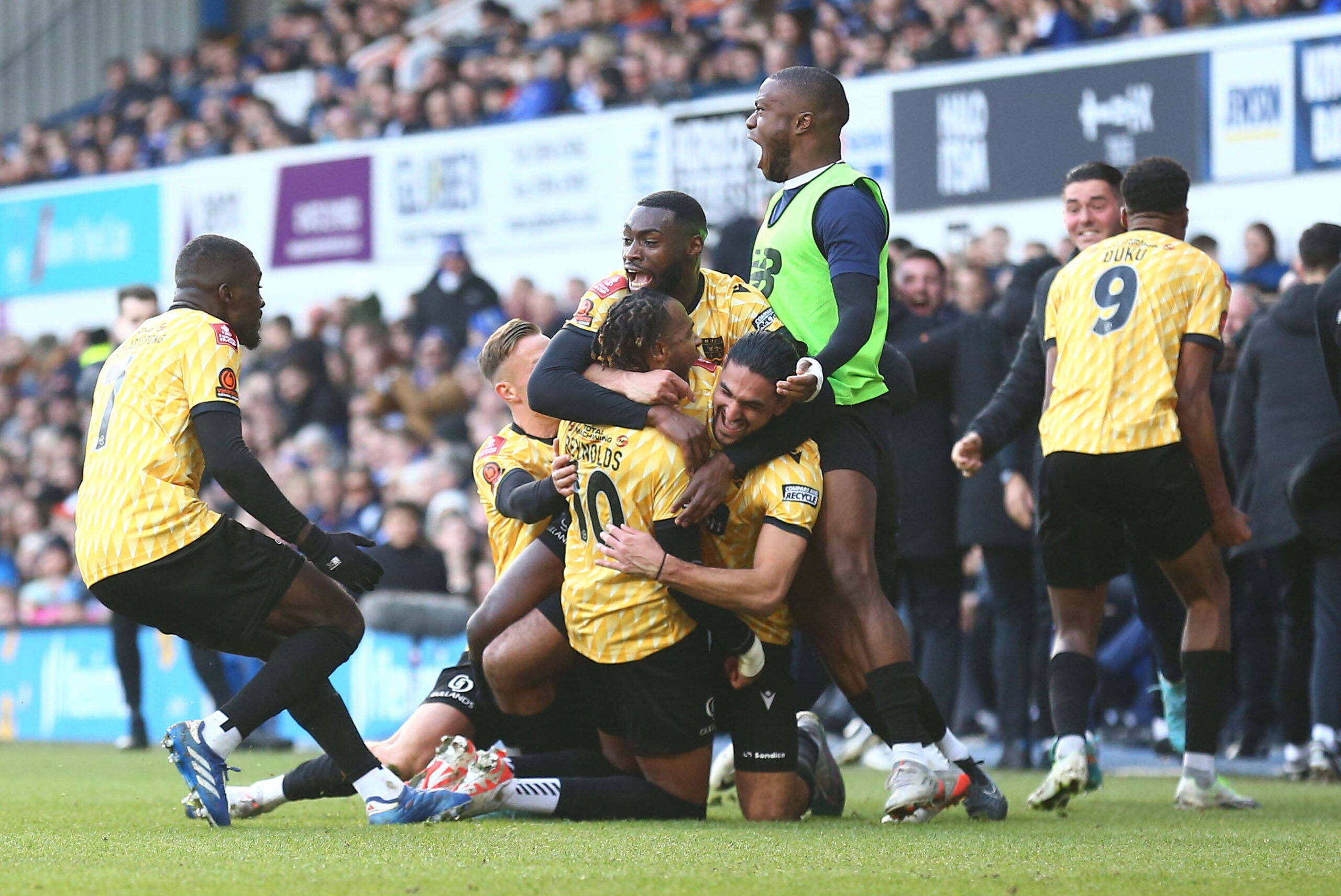 Ipswich Town v Maidstone United Emirates FA Cup Lamar Reynolds of Maidstone United celebrates scoring their first goal with team mates during the Emirates FA Cup Fourth Round match at Portman Road, Ipswich Copyright: xLucyxCopseyx FIL-19574-0011
