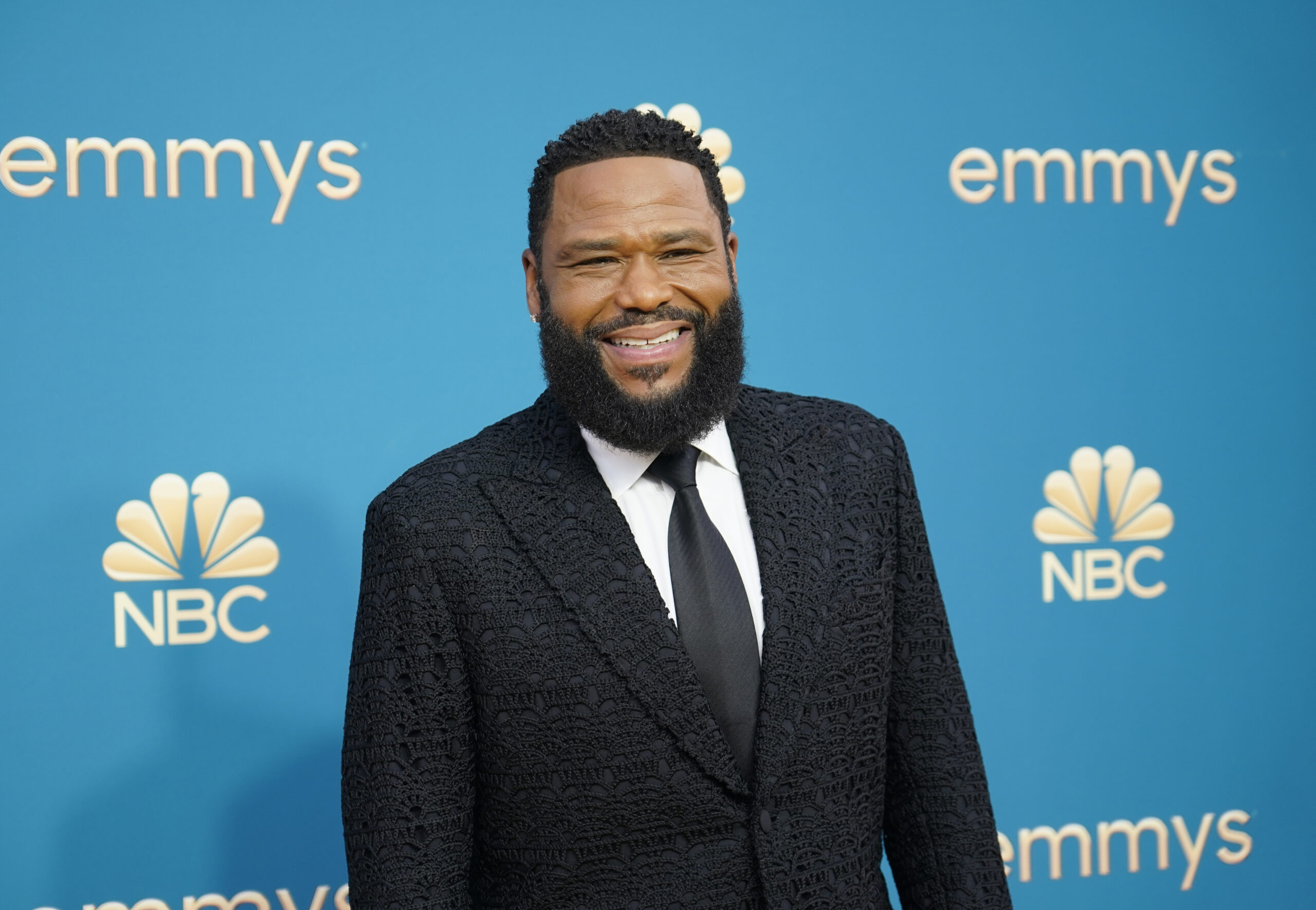 FILE - Anthony Anderson arrives at the 74th Primetime Emmy Awards on Monday, Sept. 12, 2022, at the Microsoft Theater in Los Angeles. The 75th Primetime Emmy Awards will finally be held on Jan. 15, 2024, after a fourth-month delay. Anthony Anderson will host. (AP Photo/Jae C. Hong, File)