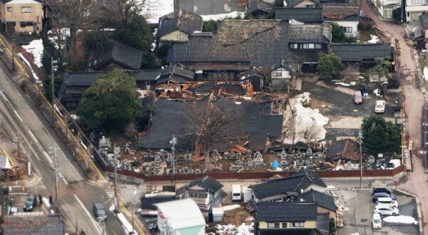 epa11053064 An aerial view shows damage from a strong earthquake, in Suzu, central Japan, 02 January 2024. The Ishikawa Prefecture Government as well as the Fire and Disaster Management Agency announced that 30 people were killed by the magnitude 7 earthquake that struck the area on 01 January. In response to the severity of the situation, Emperor Naruhito cancelled the celebration of the New Year with the public at the Imperial Palace on 02 January 2024.  EPA/JIJI PRESS JAPAN OUT EDITORIAL USE ONLY