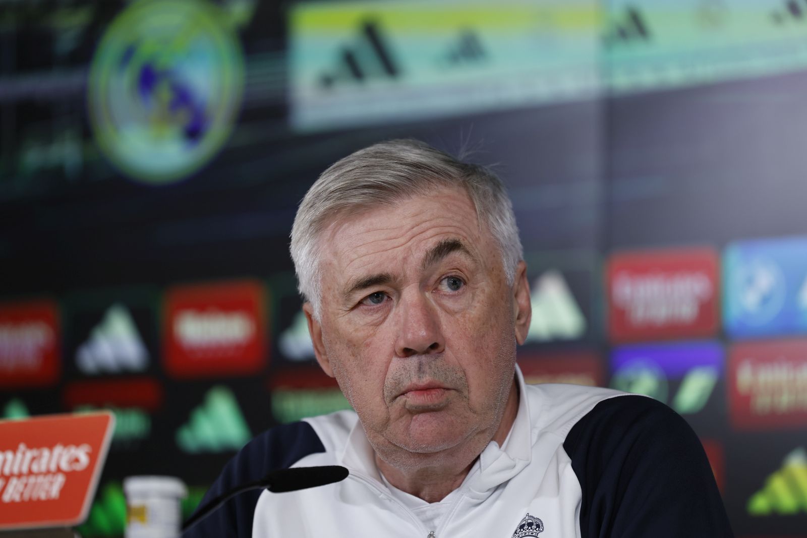 epa11053431 Real Madrid's head coach Carlo Ancelotti attends a press conference after a training session of the team in Madrid, Spain, 02 January 2024.  EPA/ZIPI