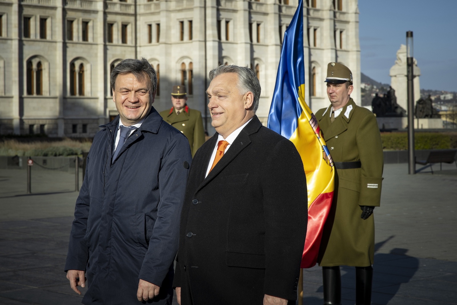 epa11103338 A handout photo made available by the Hungarian Prime Minister's press office shows Hungarian Prime Minister Viktor Orban (R) receiving Prime Minister of Moldova Dorin Recean with military honors at the Parliament building in Budapest, Hungary, 25 January 2024.  EPA/ZOLTAN FISCHER/HUNGARIAN PRIME MINISTERâ€™S PRESS OFFICE/HANDOUT HUNGARY OUT HANDOUT EDITORIAL USE ONLY/NO SALES HANDOUT EDITORIAL USE ONLY/NO SALES