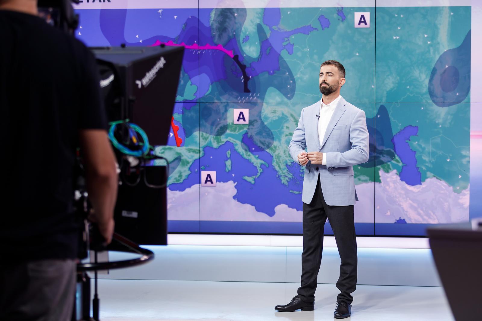 04.07.2021., Zagreb - Meteorolog Darijo Brzoja s Nove TV.