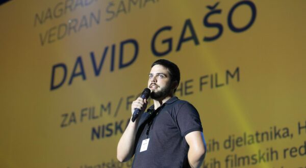 17.07.2023.., Pula - Pula film festival Dobitnik nagrade Vedran Samanovic je David Gaso za film Niska trava. Photo: Srecko Niketic/PIXSELL