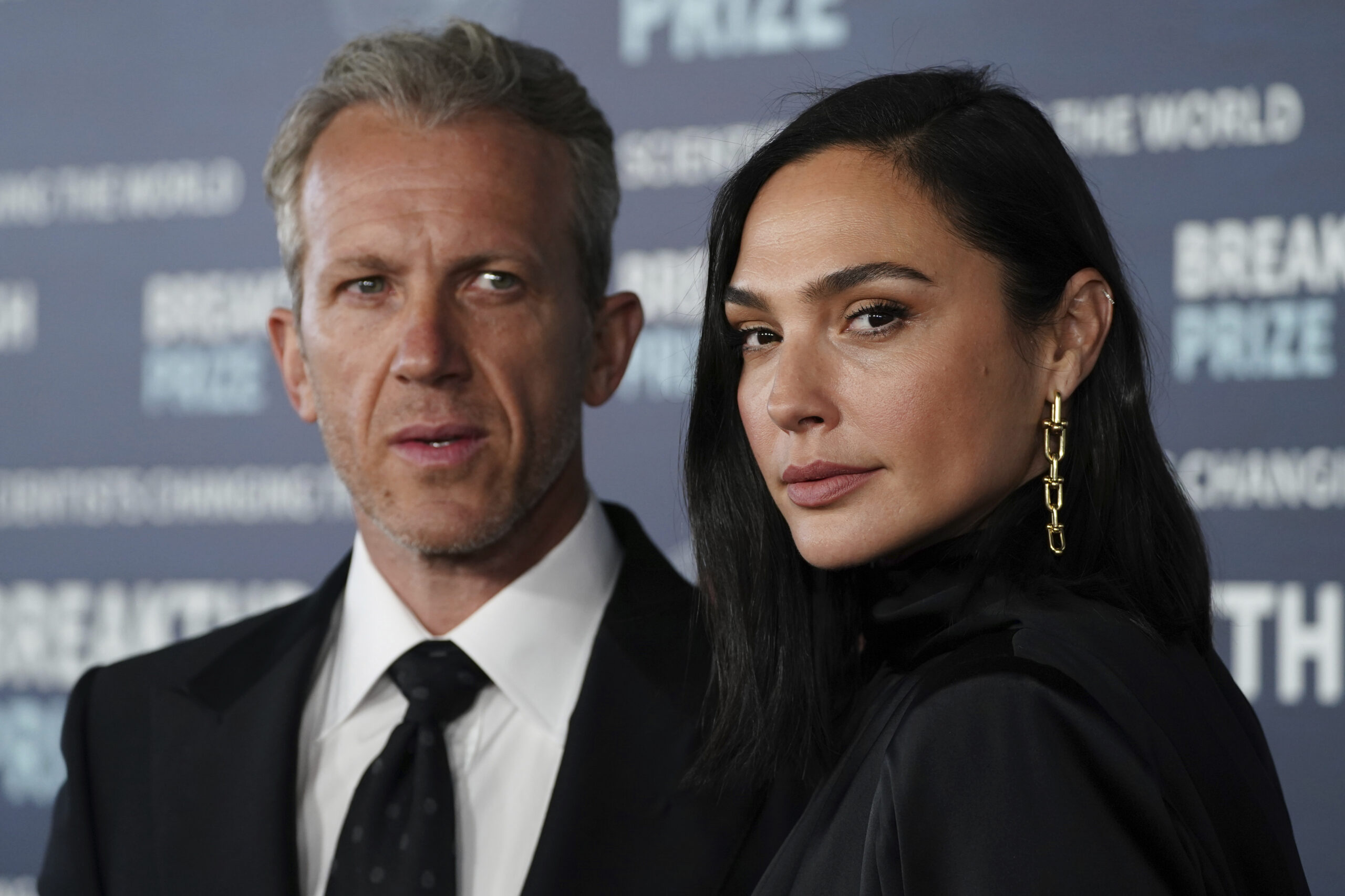 Jaron Varsano, left, and Gal Gadot arrive at the ninth Breakthrough Prize Awards on Saturday, April 15, 2023, at The Academy Museum of Motion Pictures in Los Angeles. (Photo by Jordan Strauss/Invision/AP)