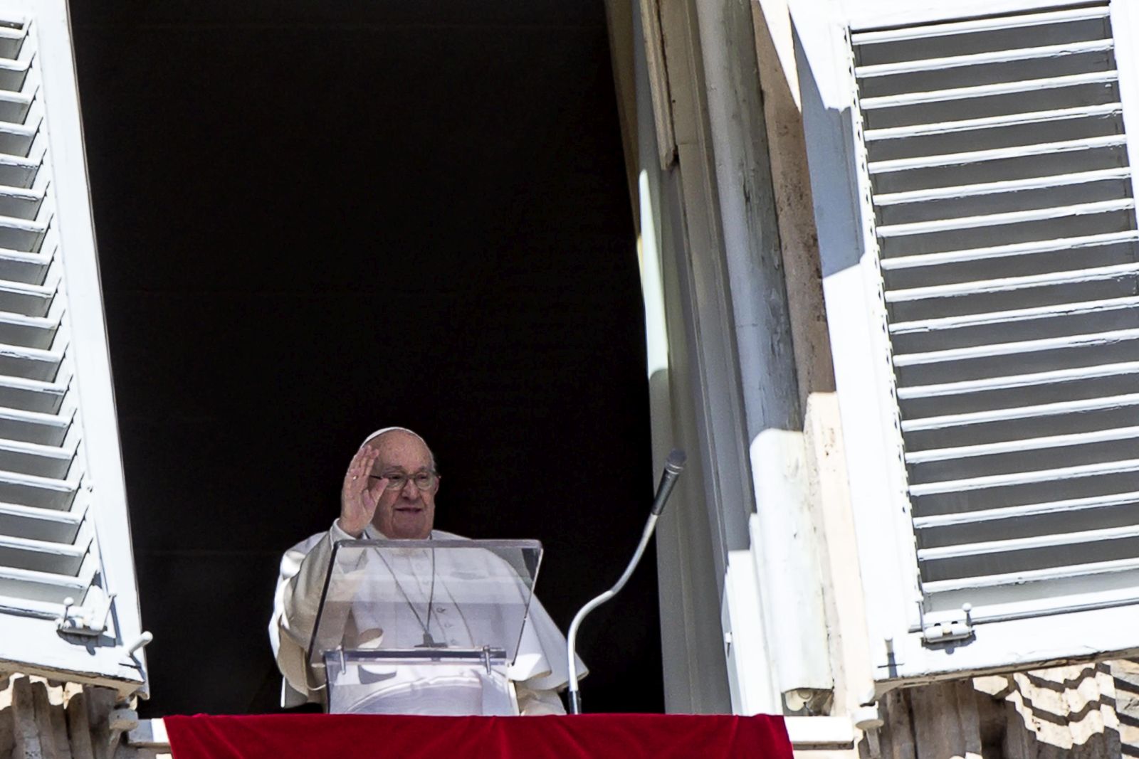 epa11180265 Pope Francis leads his Angelus prayer from his office window overlooking Saint Peter's Square at the Vatican City, 25 February 2024.  EPA/ANGELO CARCONI