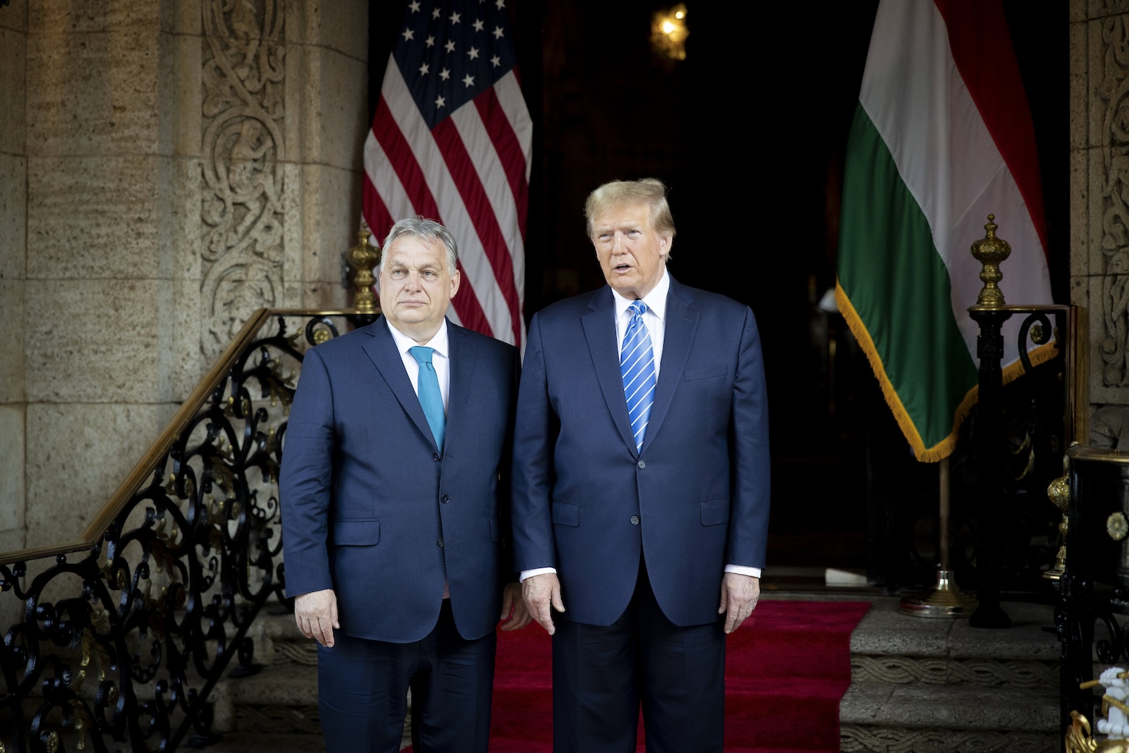 epa11208137 A handout photo made available by the Hungarian Prime Minister's Office shows  
former US President and Republican presidential candidate Donald Trump (R) and Hungarian Prime Minister Viktor Orban posing for photographers before their meeting at Trump's Mar-a-Lago estate in Palm Beach, Florida, USA, 08 March 2024.  EPA/Zoltan Fischer / HANDOUT HANDOUT EDITORIAL USE ONLY NO SALES HANDOUT EDITORIAL USE ONLY/NO SALES HANDOUT EDITORIAL USE ONLY/NO SALES