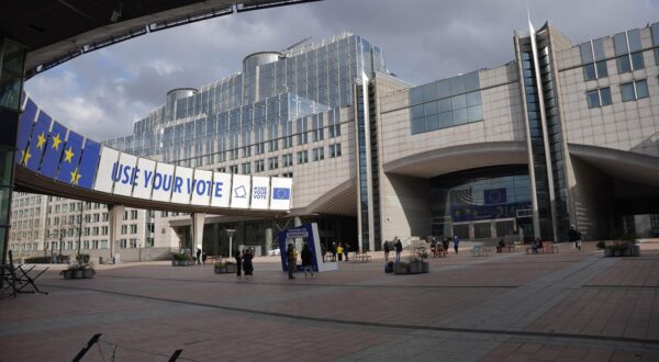 05.03.2024., Bruxelles, Belgija - Zgrada Europskog parlamenta u Bruxellesu. Na platou ispred parlamenta sve je u znaku predstojecih izbora za Europski parlament. Photo: Dejan Rakita/PIXSELL