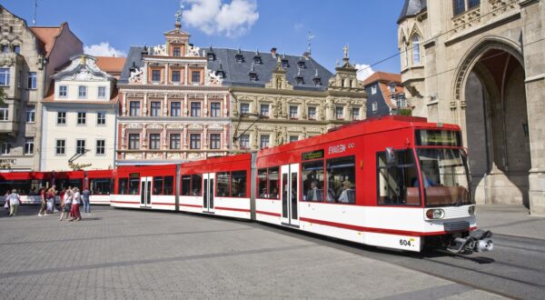 Streetcar on main square in Erfurt, Thuringia, Germany, Europe,Image: 43152329, License: Rights-managed, Restrictions: , Model Release: no, Credit line: Andrew Rubtsov / imageBROKER / Profimedia