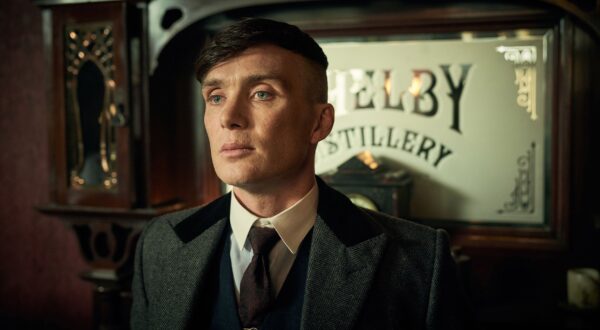 UK. Cillian Murphy in (C)Netflix/ BBC TV Series: Peaky Blinders - season 5 (2019). 
Ref: LMK106-J8021-040422
Supplied by LMKMEDIA. Editorial Only.
Landmark Media is not the copyright owner of these Film or TV stills but provides a service only for recognised Media outlets. pictures@lmkmedia.com,Image: 681149679, License: Rights-managed, Restrictions: Supplied by Landmark Media. Editorial Only. Landmark Media is not the copyright owner of these Film or TV stills but provides a service only for recognised Media outlets. Per la presente foto non è stata rilasciata liberatoria. Ai sensi di legge e come gi, Model Release: no, Credit line: Supplied by LMK / ipa-agency.net / IPA / Profimedia