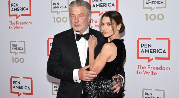 NEW YORK, NEW YORK - MAY 18: Alec Baldwin and Hilaria Baldwin attend the 2023 PEN America Literary Gala at American Museum of Natural History on May 18, 2023 in New York City.   Jamie McCarthy,Image: 777146444, License: Rights-managed, Restrictions: , Model Release: no, Credit line: Jamie McCarthy / Getty images / Profimedia