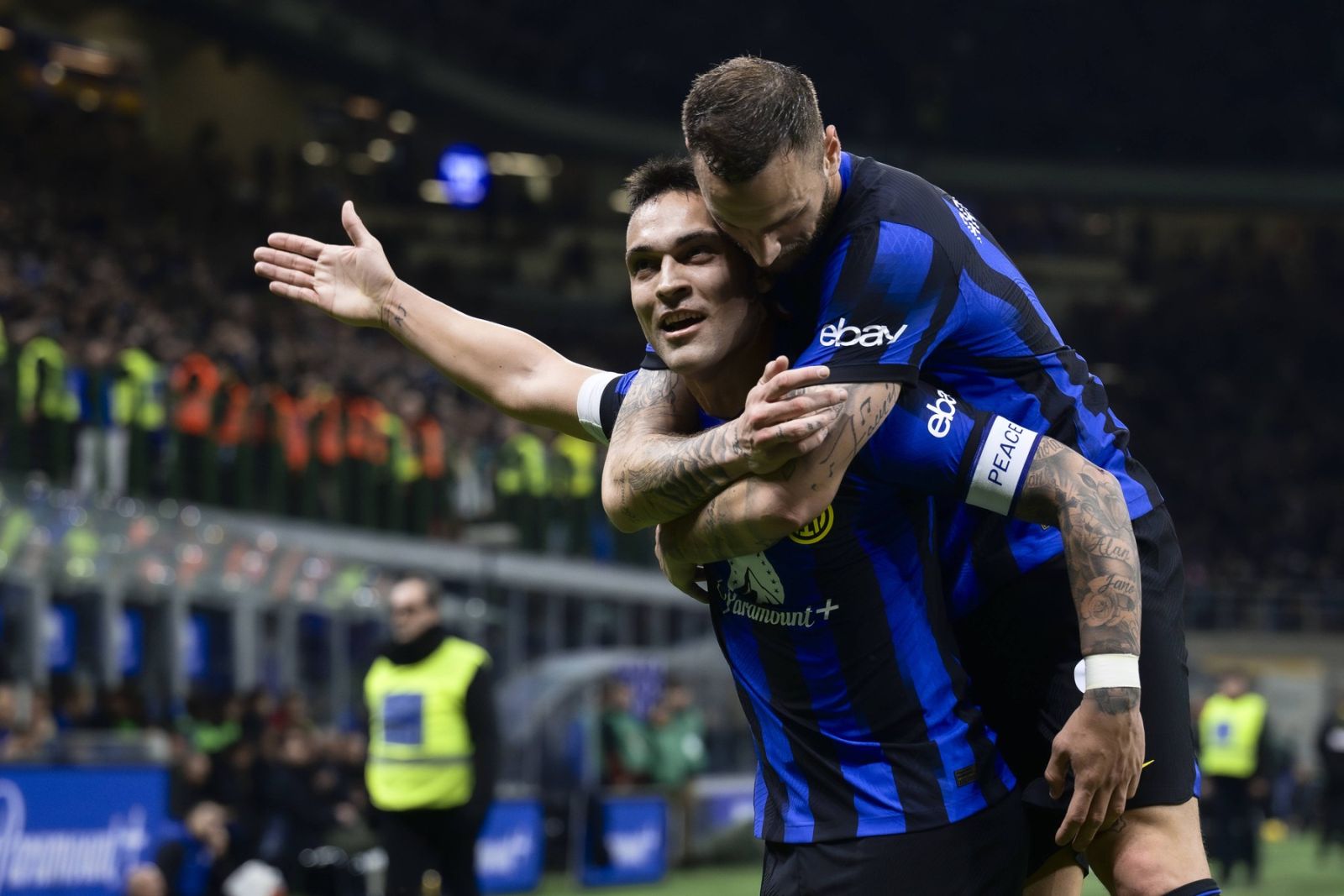 FC Internazionale v Atalanta BC - Serie A Lautaro Martinez of FC Internazionale celebrates with Marko Arnautovic of FC Internazionale after scoring a goal during the Serie A football match between FC Internazionale and Atalanta BC. Milan Italy Copyright: xNicolňxCampox,Image: 852260484, License: Rights-managed, Restrictions: Credit images as "Profimedia/ IMAGO", Model Release: no, Credit line: IMAGO / imago sportfotodienst / Profimedia