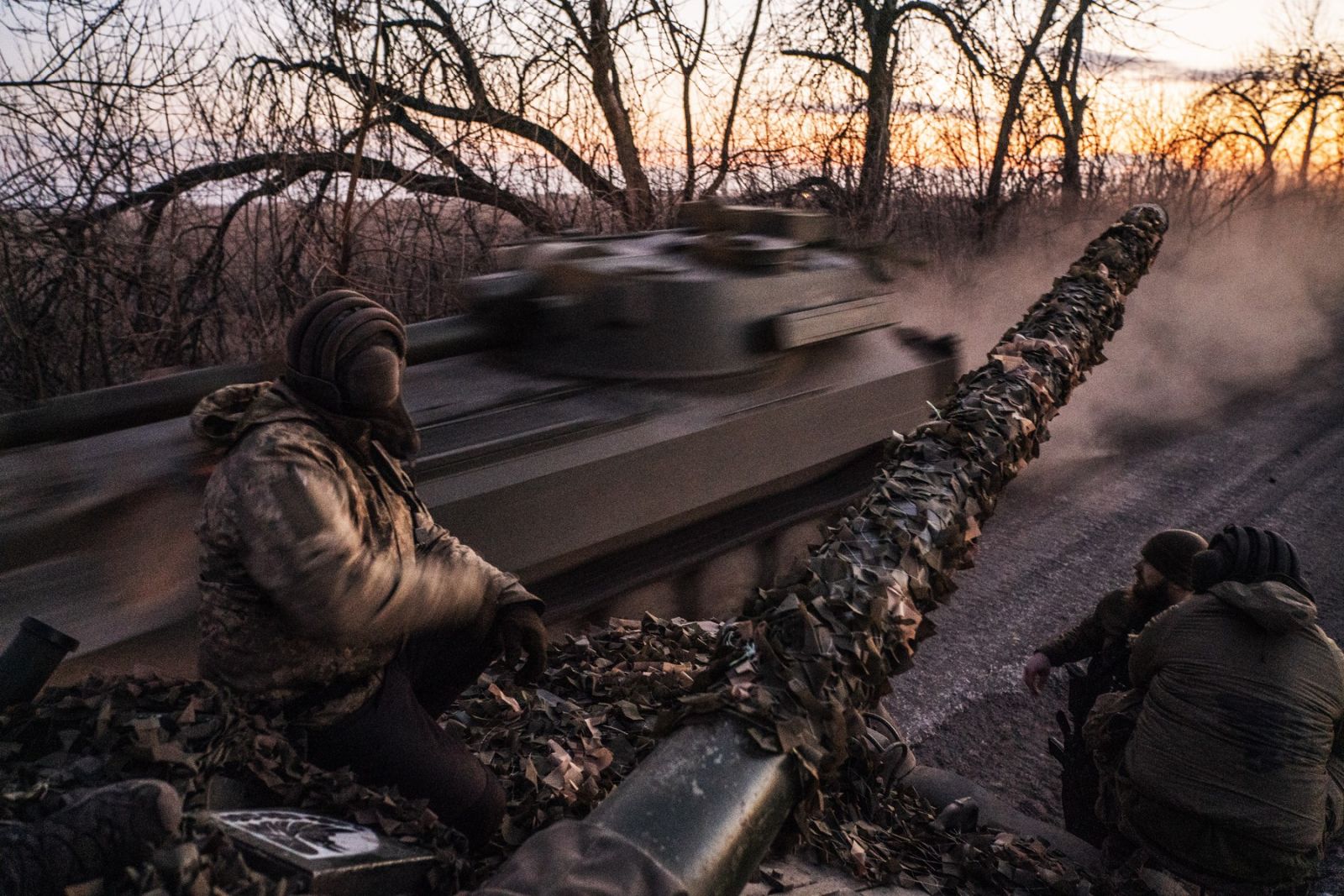 DONETSK OBLAST, UKRAINE - MARCH 09: Ukrainian tank-men prepare for combat as the war between Russia and Ukraine continues in the direction of Lyman, Donetsk Oblast, Ukraine on March 09, 2024. Jose Colon / Anadolu,Image: 855454651, License: Rights-managed, Restrictions: , Model Release: no, Credit line: JOSE COLON / AFP / Profimedia