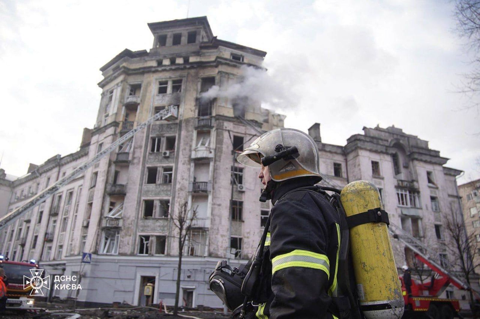 KYIV, UKRAINE - MARCH 21: (----EDITORIAL USE ONLY - MANDATORY CREDIT - 'UKRAINIAN STATE EMERGENCY SERVICE / HANDOUT' - NO MARKETING NO ADVERTISING CAMPAIGNS - DISTRIBUTED AS A SERVICE TO CLIENTS----) Firefighters try to extinguish the fire after a fire broke out residential buildings and conduct search and rescue operations after Russian attacks in Kyiv, Ukraine on March 21, 2024. As a result of Russia's attacks on the capital Kyiv, explosions occurred in Podilsk, Shevchenkiv and Sviatoshyn regions. As a result of the attack, residential areas, warehouses and a substation caught fire in the Podilsk region. 177 firefighters and 38 vehicles were used to extinguish the fires in the region. According to preliminary information, 10 people, including 1 child, were injured as a result of the attack, while 79 people were evacuated from the damaged areas. Ukraine State Emergency Service / Handout / Anadolu,Image: 858442321, License: Rights-managed, Restrictions: ***
HANDOUT image or SOCIAL MEDIA IMAGE or FILMSTILL for EDITORIAL USE ONLY! * Please note: Fees charged by Profimedia are for the Profimedia's services only, and do not, nor are they intended to, convey to the user any ownership of Copyright or License in the material. Profimedia does not claim any ownership including but not limited to Copyright or License in the attached material. By publishing this material you (the user) expressly agree to indemnify and to hold Profimedia and its directors, shareholders and employees harmless from any loss, claims, damages, demands, expenses (including legal fees), or any causes of action or allegation against Profimedia arising out of or connected in any way with publication of the material. Profimedia does not claim any copyright or license in the attached materials. Any downloading fees charged by Profimedia are for Profimedia's services only. * Handling Fee Only 
***, Model Release: no, Credit line: Ukraine State Emergency Service / AFP / Profimedia