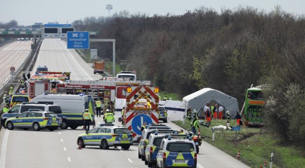 Emergency and police vehicles stand on the A9 highway at the scene of an accident where at least five people were killed on March 27, 2024 in Schkeuditz, near Leipzig, eastern Germany.,Image: 859987783, License: Rights-managed, Restrictions: , Model Release: no, Credit line: Jens Schlueter / AFP / Profimedia
