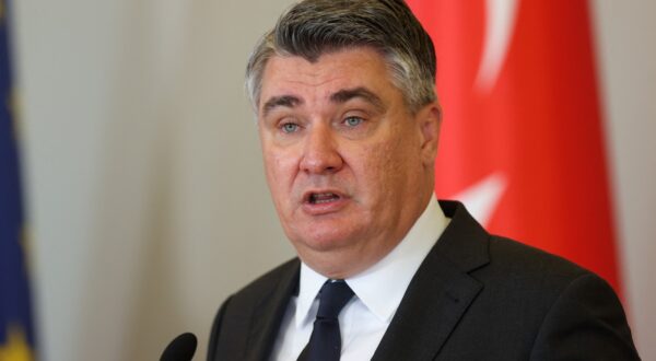 Croatian President Zoran Milanovic and his Turkish counterpart take part in a joint press conference at the Presidential office in Zagreb on September 8, 2022.,Image: 720577846, License: Rights-managed, Restrictions: , Model Release: no, Credit line: DAMIR SENCAR / AFP / Profimedia
