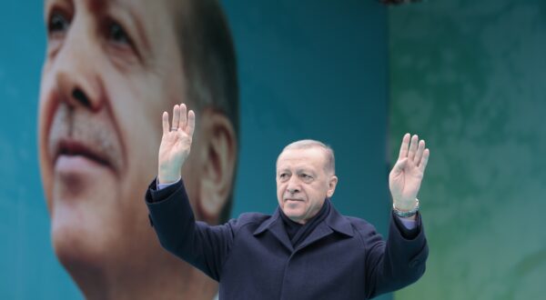 epa11239017 Turkish President Recep Tayyip Erdogan gestures as he attends an AK Party election campaign rally in Ankara, Turkey, 23 March 2024. The local elections in Turkey are scheduled for 31 March 2024.  EPA/NECATI SAVAS
