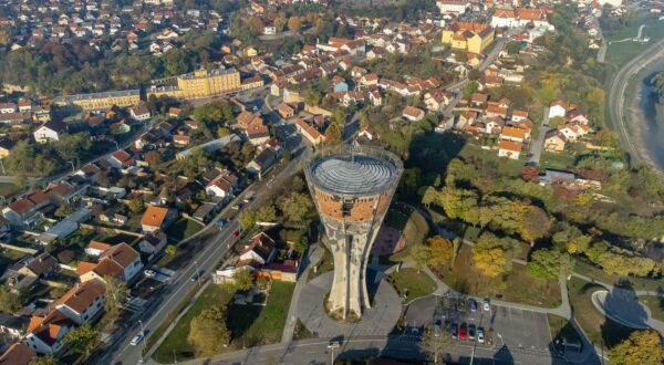 29.10.2021., Vukovar - Novootvoreni vodotoranj simbol ratnog Vukovara i pogled na grad Vukovar iz zraka  Photo: Davor Javorovic/PIXSELL