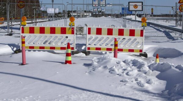 Gates are seen at the closed Vaalimaa border check point between Finland and Russia in Virolahti, Finland, on March 18, 2024. The southernmost and normally busiest border crossing point on the border between Finland and Russia, as well as all other border crossing points on the eastern border, will be closed at least until April 14. Virolahti Finland Copyright: xLaurixHeinox LKFTVX20240318140419YCHJ,Image: 857795101, License: Rights-managed, Restrictions: imago is entitled to issue a simple usage license at the time of provision. Personality and trademark rights as well as copyright laws regarding art-works shown must be observed. Commercial use at your own risk.;PUBLICATIONxNOTxINxSUIxAUTxFRAxKORxJPNxSWExNORxFINxDENxNED, Credit images as "Profimedia/ IMAGO", Model Release: no, Credit line: Lauri Heino / imago stock&people / Profimedia
