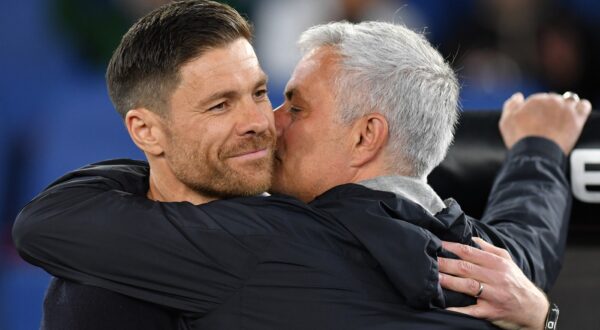 Bayer Leverkusen trainer Xabi Alonso and Roma trainer Jose Mourinho during the match between Roma and Bayer Leverkusen at the Stadio Olimpico. Rome (Italy), May 11st, 2023,Image: 775319071, License: Rights-managed, Restrictions: * Italy Rights OUT *, Model Release: no, Credit line: Massimo Insabato / Zuma Press / Profimedia