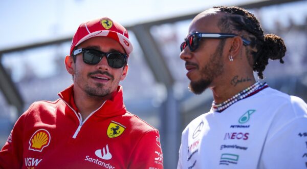 Formule 1 - Grand Prix d'Australie 2024 à Melbourne - LECLERC Charles (mco), Scuderia Ferrari SF-24, HAMILTON Lewis (gbr), Mercedes AMG F1 Team W15, portrait during the Formula 1 Rolex Australian Grand Prix 2024, 3rd round of the 2024 Formula One World Championship from March 22 to 24, 2024 on the Albert Park Circuit, in Melbourne, Australia -,Image: 859176394, License: Rights-managed, Restrictions: , Model Release: no, Credit line: Dppi / Panoramic / Bestimage / Profimedia
