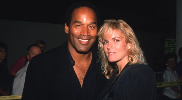 **FILE PHOTO** O.J. Simpson Has Passed Away. O. J. Simpson and Nicole Brown Copyright: xRalphxDominguez/MediaPunchx,Image: 864095036, License: Rights-managed, Restrictions: imago is entitled to issue a simple usage license at the time of provision. Personality and trademark rights as well as copyright laws regarding art-works shown must be observed. Commercial use at your own risk., Credit images as "Profimedia/ IMAGO", Model Release: no, Credit line: Ralph Dominguez/MediaPunch / imago stock&people / Profimedia