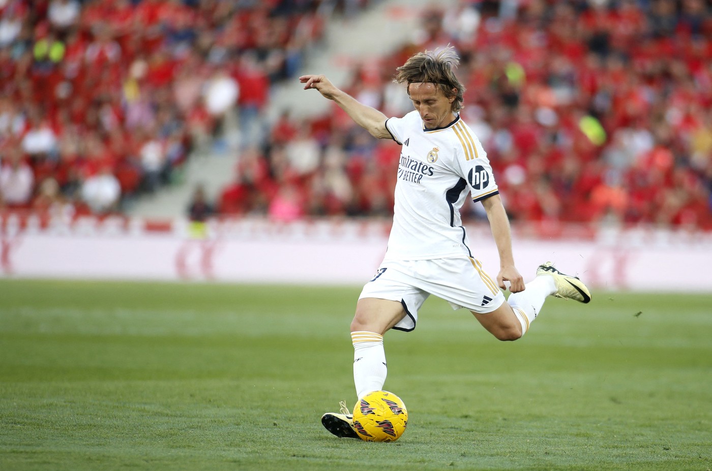 Real Madrid's Croatian midfielder #10 Luka Modric kicks the ball during the Spanish league football match between RCD Mallorca and Real Madrid CF at the Mallorca Son Moix stadium in Palma de Mallorca on April 13, 2024.,Image: 864548878, License: Rights-managed, Restrictions: , Model Release: no, Credit line: JAIME REINA / AFP / Profimedia