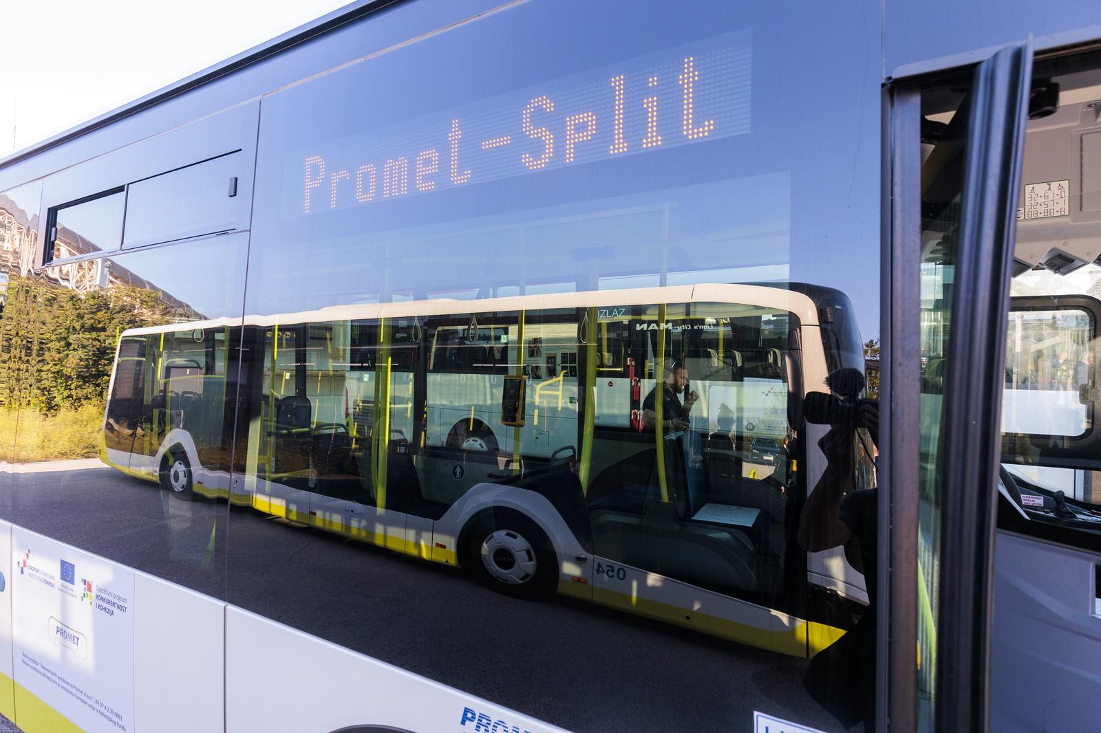 18.10.2022., Split - Zavrsna konferencija povodom nabavke novih autobusa za Promet Split.
  Photo: Miroslav Lelas/PIXSELL