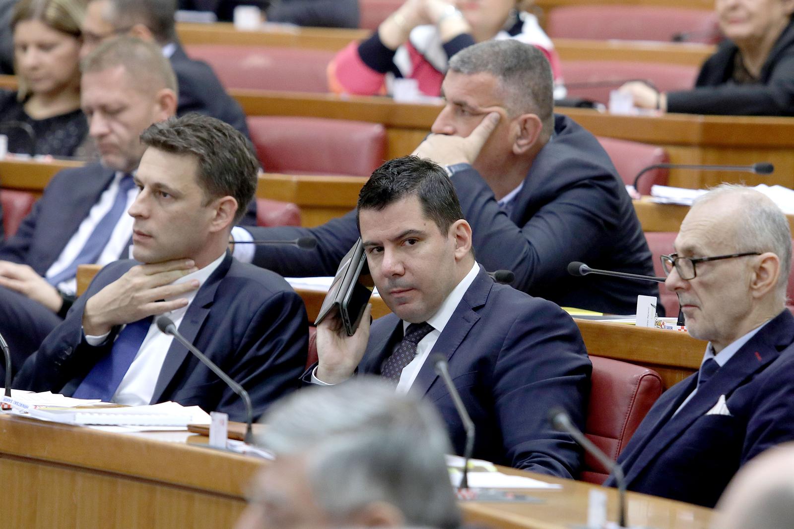 14.11.2019., Zagreb - Sabor je 14. sjednicu nastavio glasovanjem o raspravljenim tockama dnevnog reda. rPhoto: Patrik Macek/PIXSELL