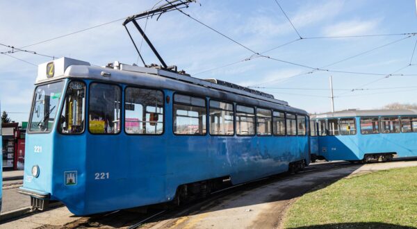21.02.2024., Zagreb - Reportaza o ZET-ovom tramvaju koji vozi vec pedeset godina Zagrebom, rijec je o TMK201 Djuro Djakovic koji vozi na liniji broj dva. Photo: Luka stanzl/PIXSELL